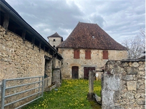 maison a renover à la vente -   19120  LA CHAPELLE AUX SAINTS, surface 307 m2 vente maison a renover - UBI466270334